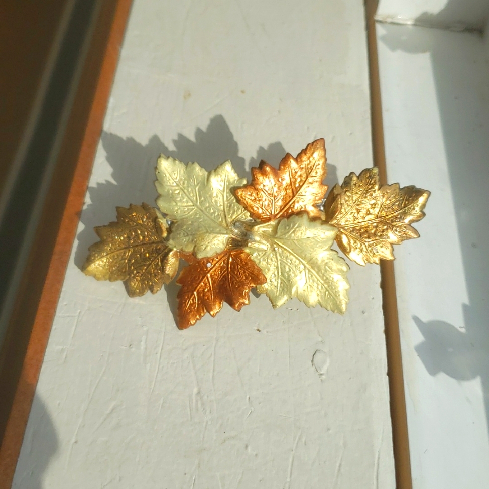 Leaf Barrette
